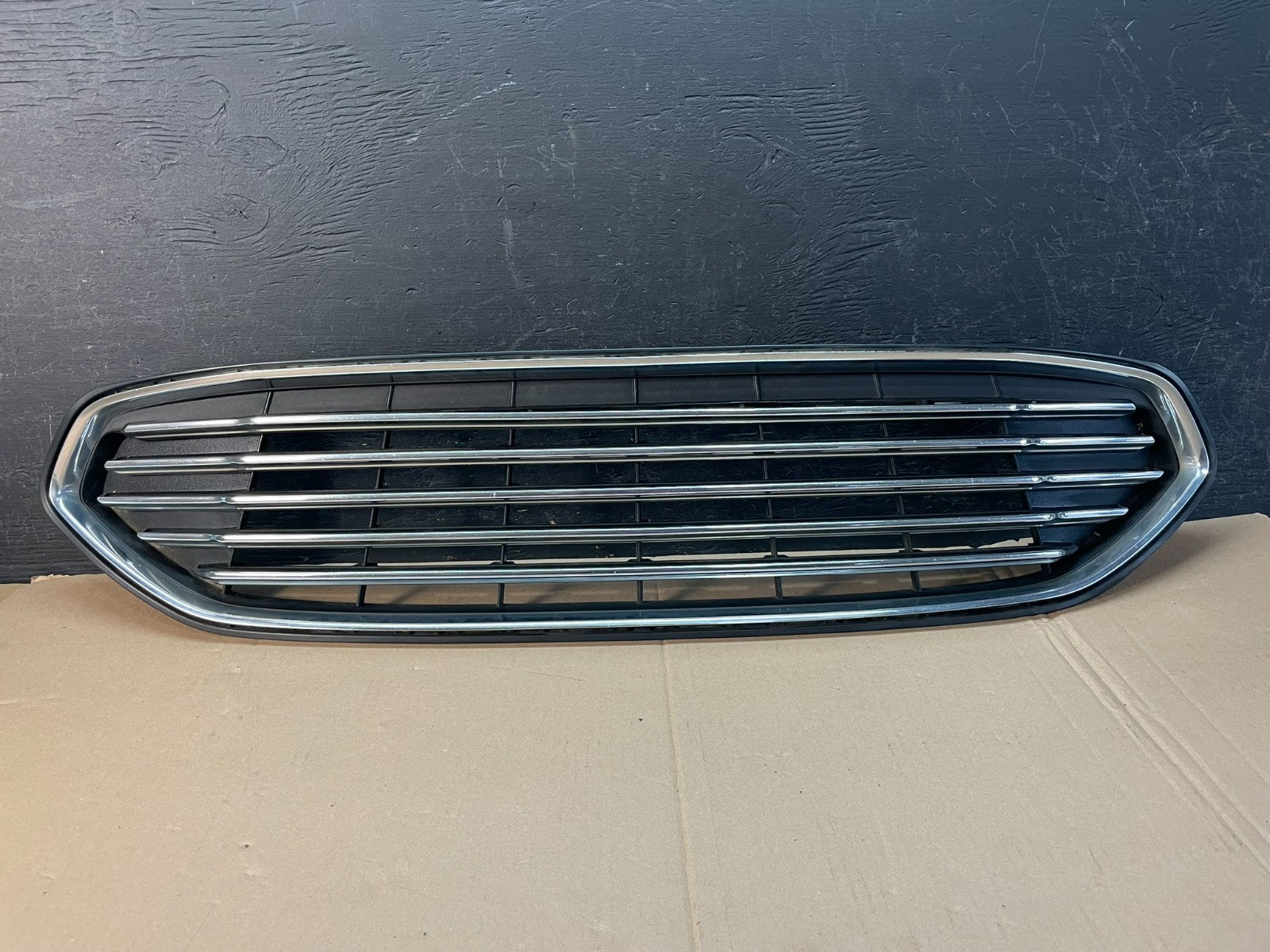 2013 to 2016 Ford Fusion Front Upper Grille Chrome Grill Bumper ad8336 DG0