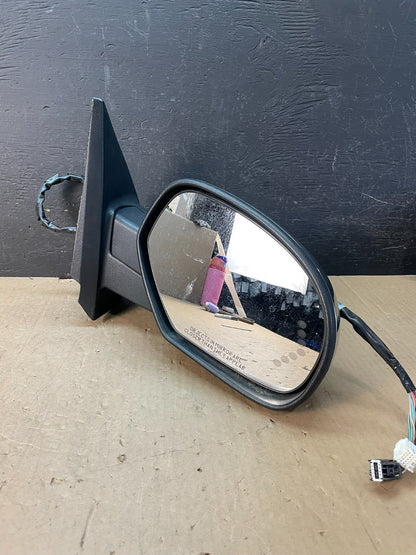 2007 to 2008 Gmc Yukon Right Passenger Turn Signal View Door Mirror AD5827 DW2