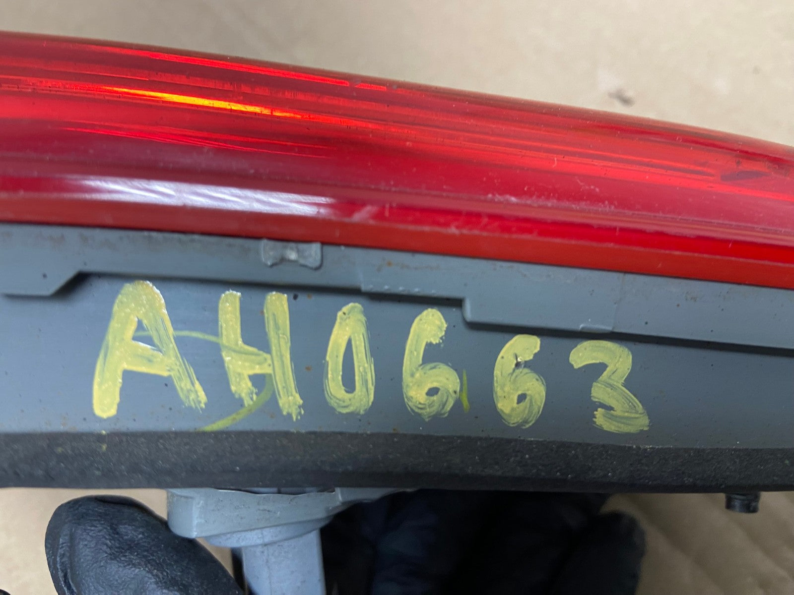 2013-2015 Infiniti JX35 QX60 Right Passenger LED Tail Light Inner AH0663 LK6
