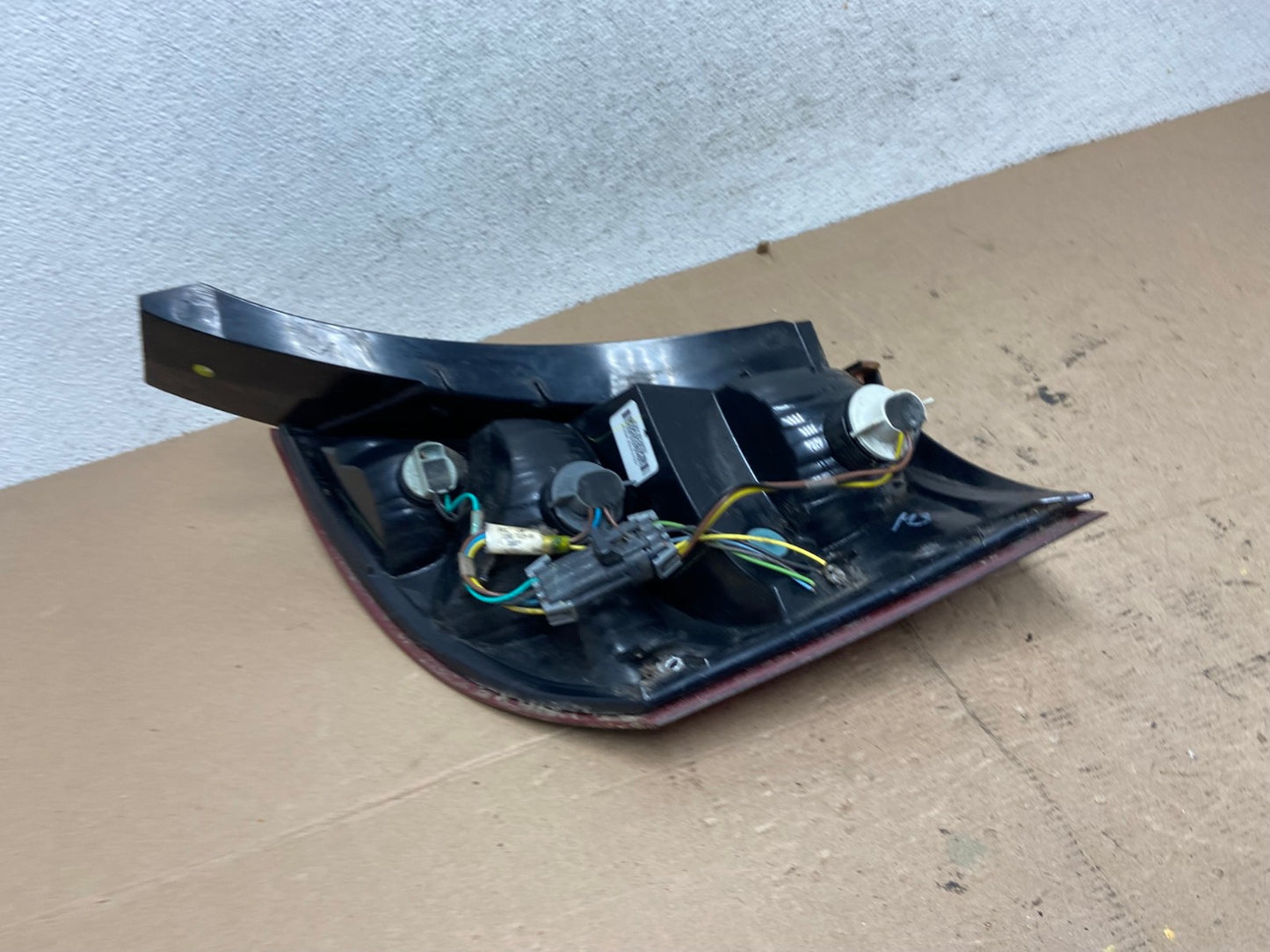 2003-2007 Saturn Ion Left Driver LH Side Tail Light Tail Light AF4794 LK6