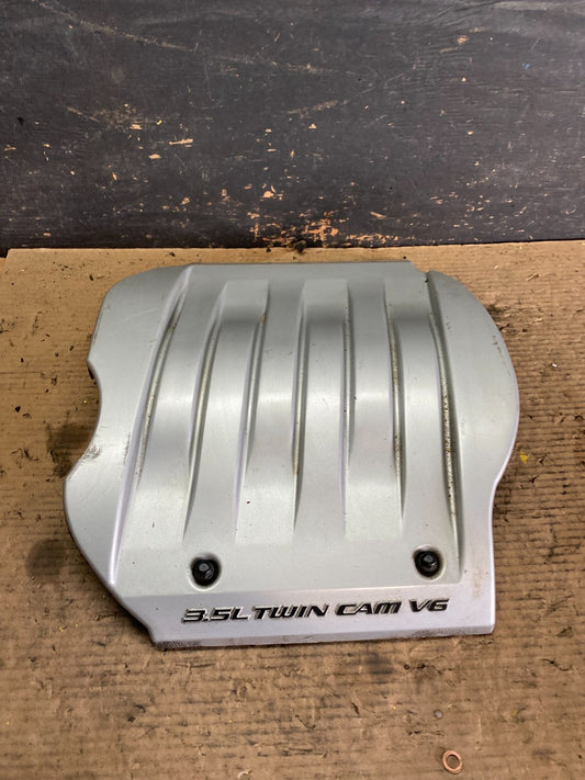 1999 to 2003 Oldsmobile Intrigue 3.5L V6 Engine Cover s5936 DG0