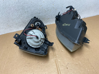 2005 to 2006 Nissan Altima Left+Right Set Halogen Headlights AI3816 DW10
