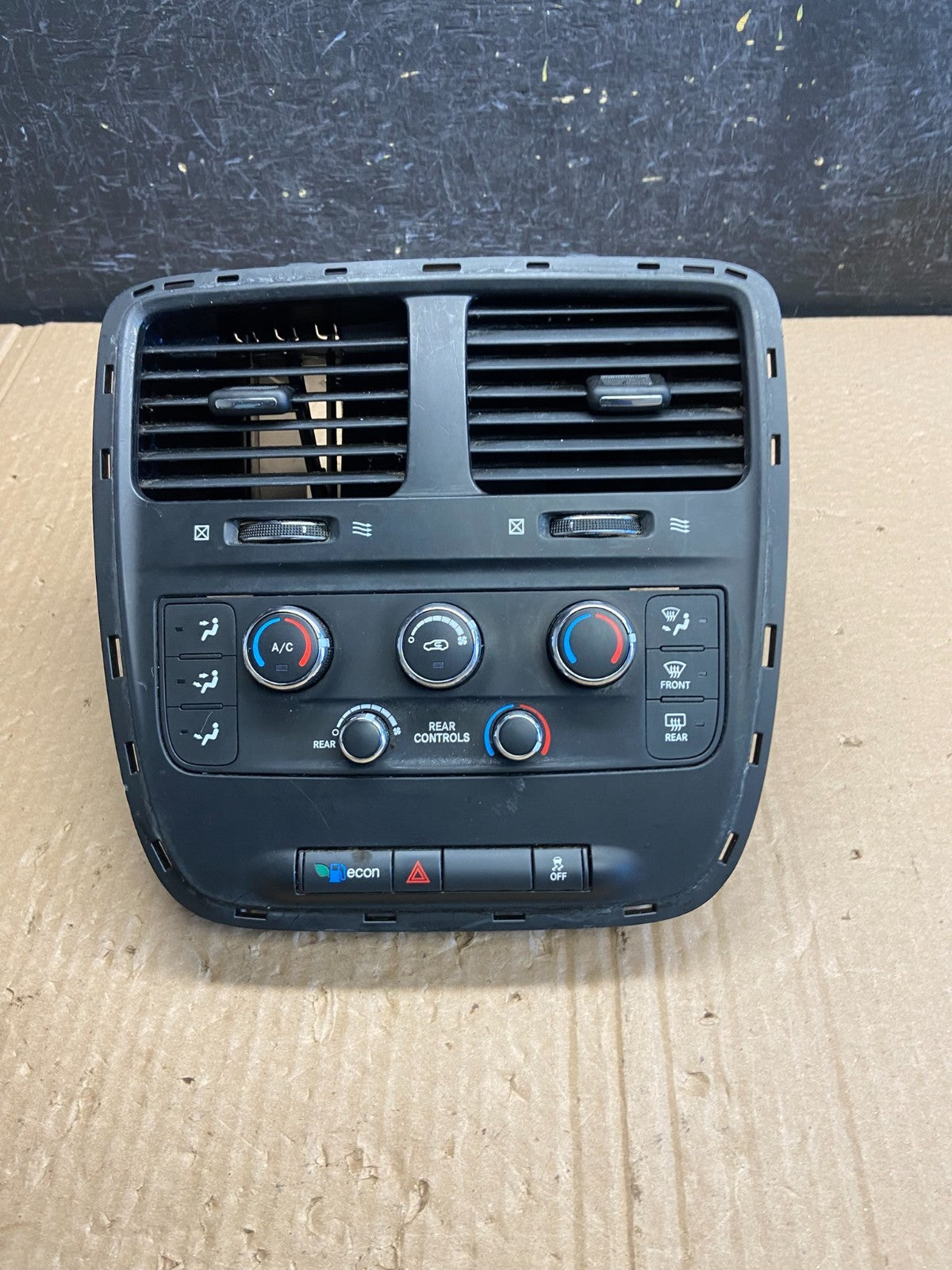 2011-2016 Dodge Grand Caravan Temperature Climate Control AC Heater AF6337 DG0