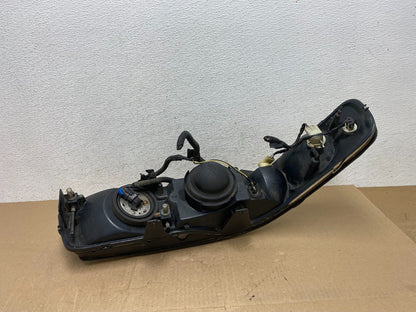 1998 to 2004 Cadillac Seville Left Driver LH Side Headlight ae6743 DG8