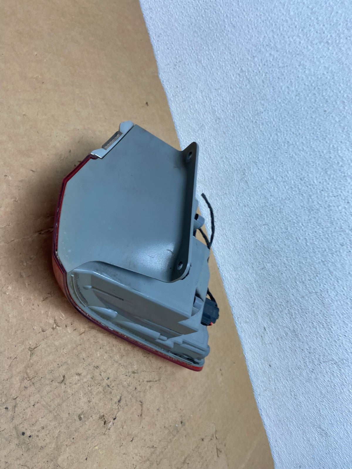 2014 - 2018 Jeep Grand Cherokee Right Passenger Rh Side Tail Light AD1374 LK3