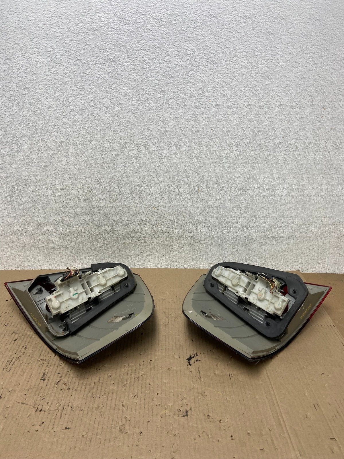 2007 to 2009 Mercedes GL-Class GL450 Left+Right Tail Lights AF6022 DW8