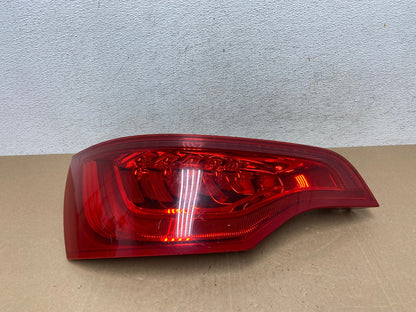 2010 - 2015 Audi Q7 Left Driver LH Side Tail Light AE4922 LK0
