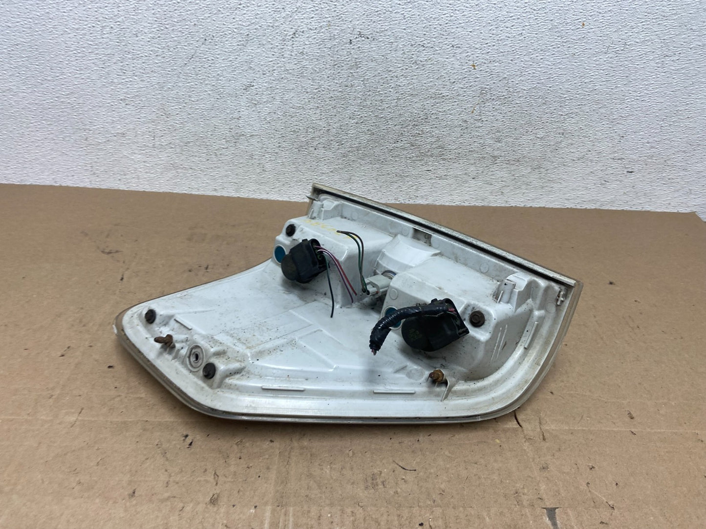 2009 to 2014 Ford F150 F-150 Right Passenger RH Side Tail Light AE6029 DW4