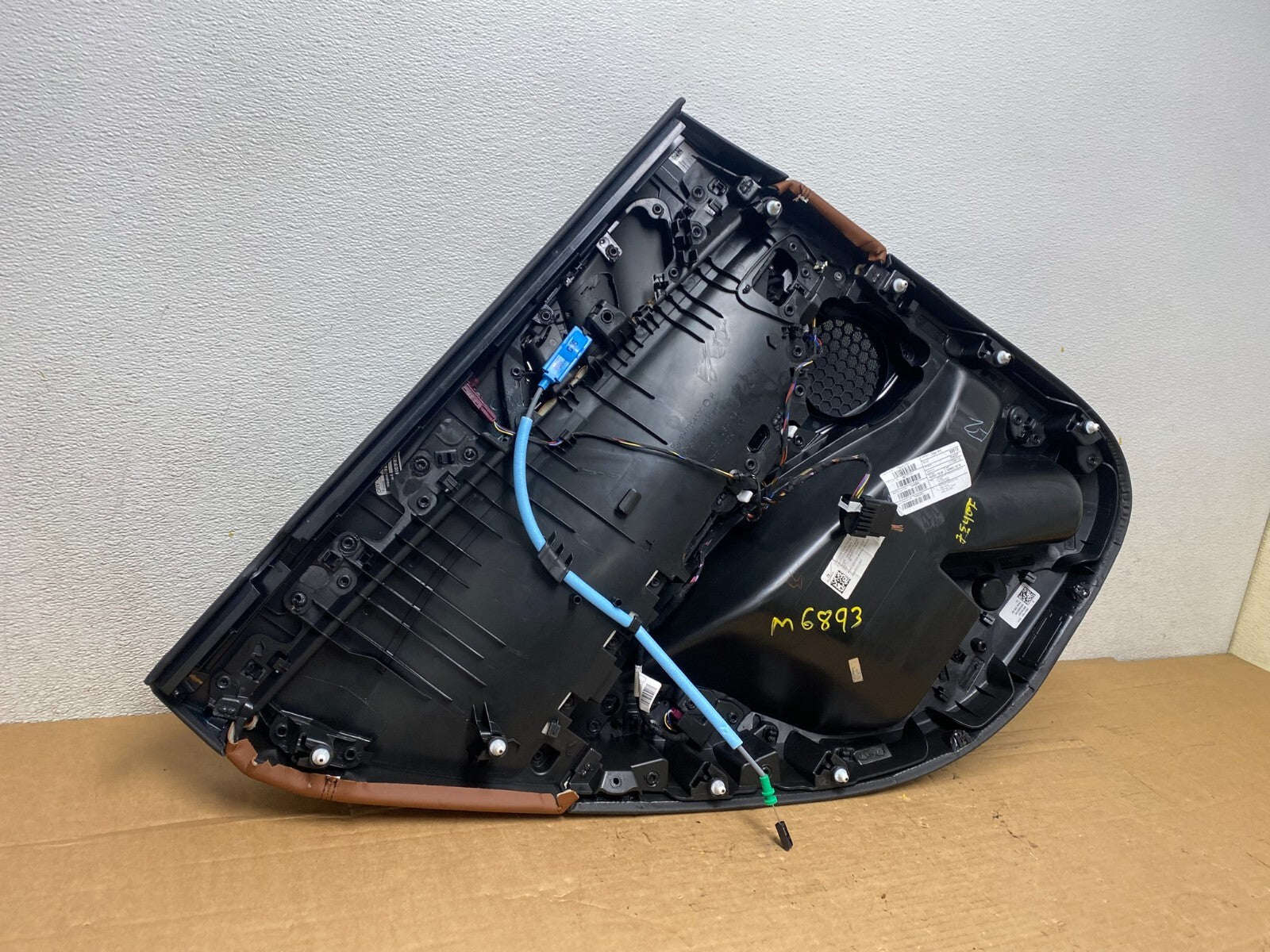 2020 to 2022 Bmw X6 Rear Right Passenger Side Door Panel Cover OEM M6893 DG8