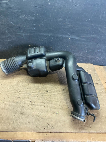 2011 - 2013 Dodge Durango 3.6L Resonator Air Intake Tube S3569 DG1