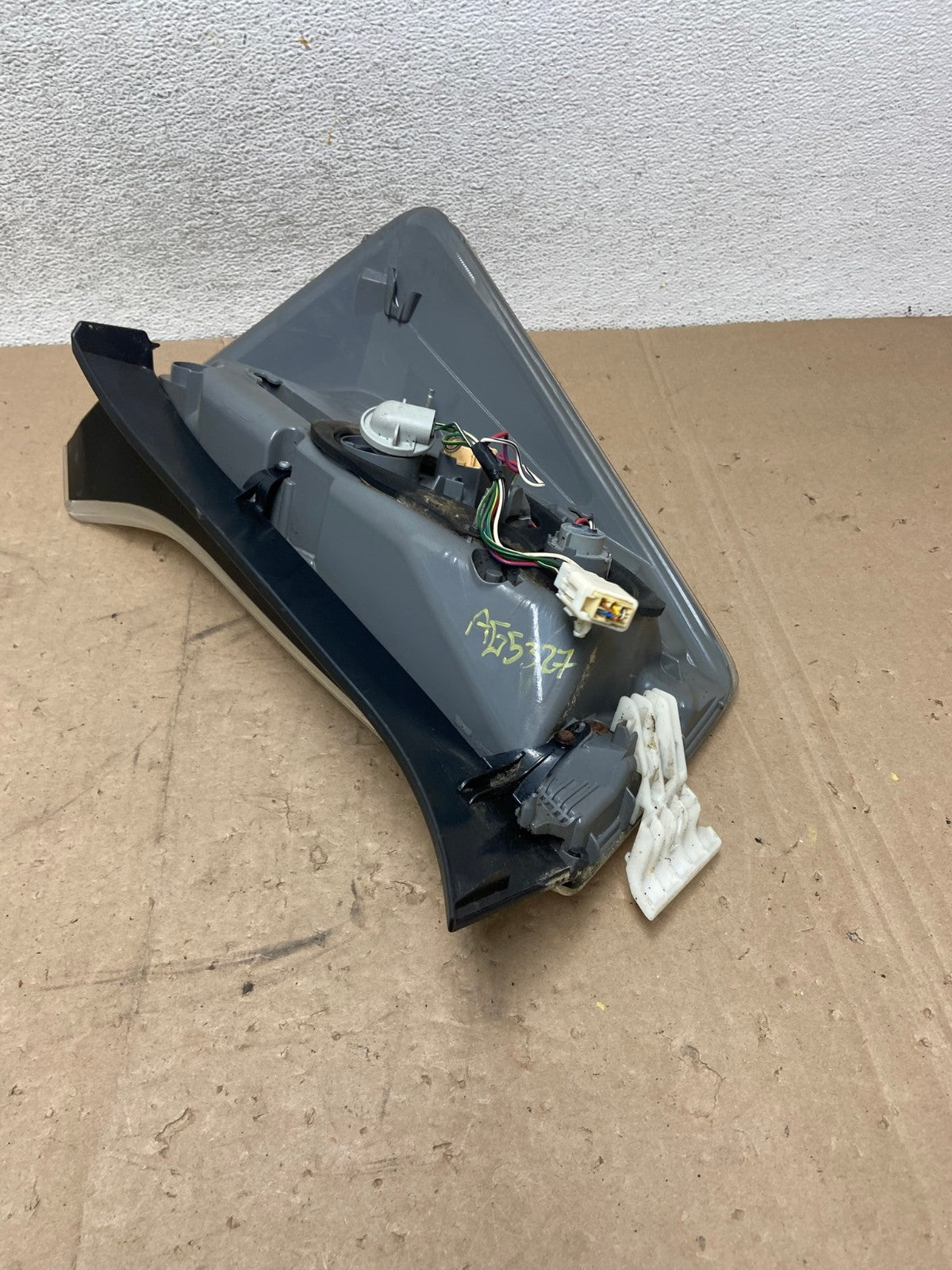 2010 2011 Toyota Prius Tail Light Left Driver LH Side AG5327 LK6
