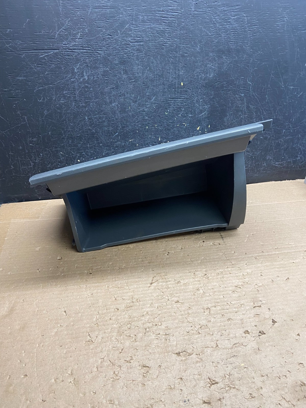 2010-2015 Toyota Prius Front Right Passenger Storage Glove Box AG8511 DG2