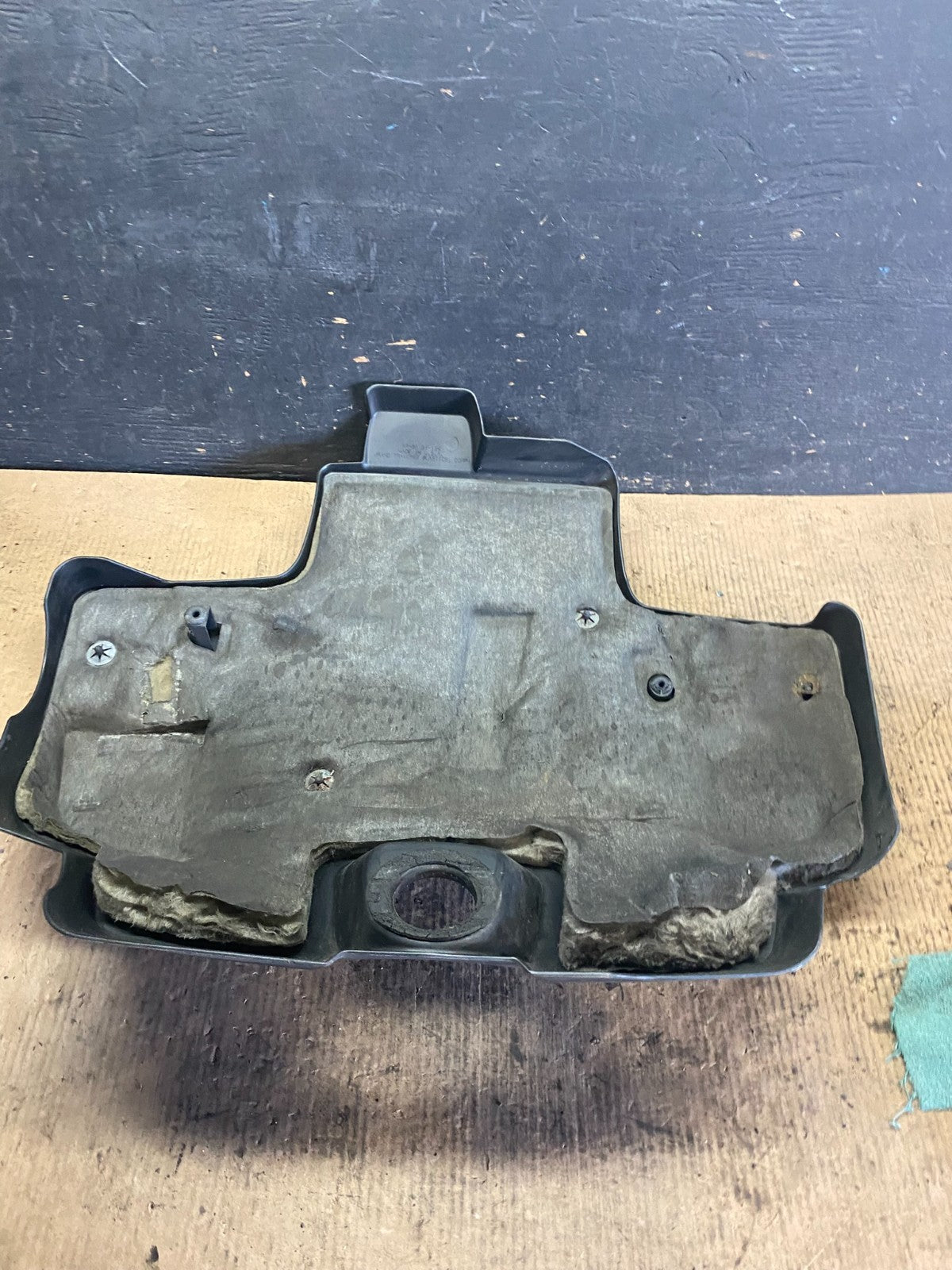 2006 2007 2008 Buick Regal 3.8L Engine Motor Cover Oem P6352 DG5