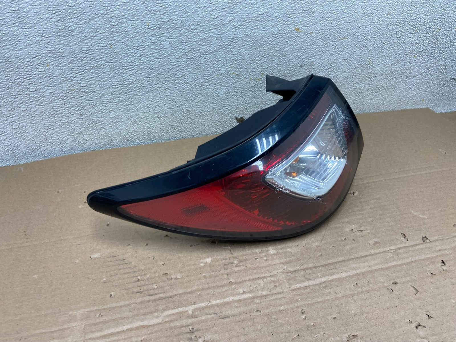 2013 to 2017 Chevrolet Traverse Left Driver LH Side Tail Light Oem AB1368 LK2