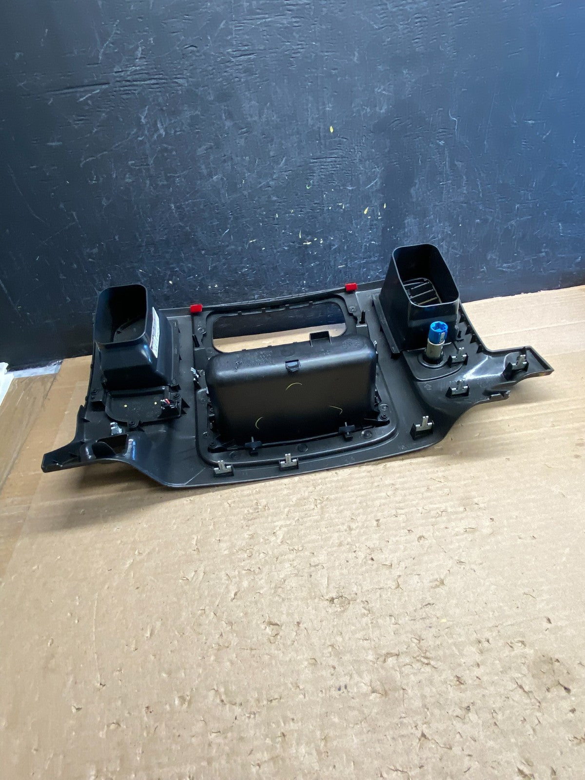 2002 to 2005 Dodge Ram Radio Climate Control Dash Air Vent Bezel Trim AG6232 DG3