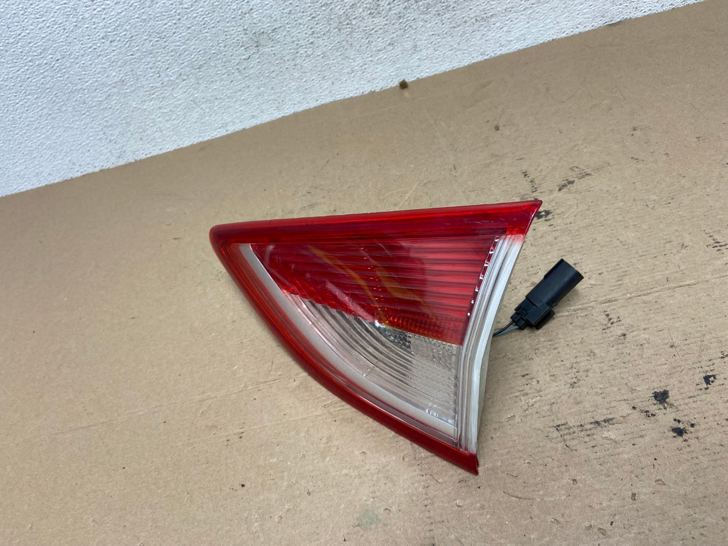 2013 to 2016 Ford Escape Right Passenger RH Side Inner Tail Light AF4603 LK1