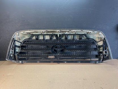2007 to 2009 Toyota Tundra Front Upper Grill Grille W/ Emblem AF5265 DW3