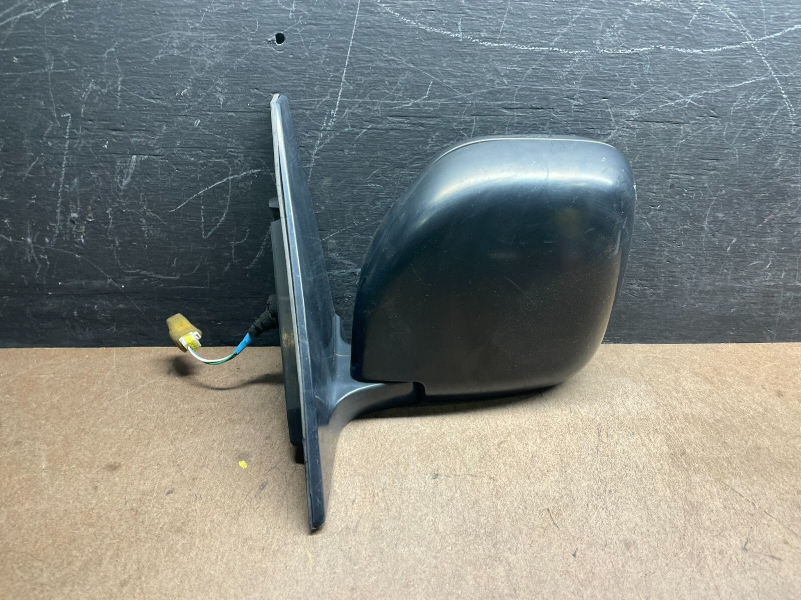 2003 to 2006 Mitsubishi Montero Left Driver LH View Door Mirror i6484 DG10