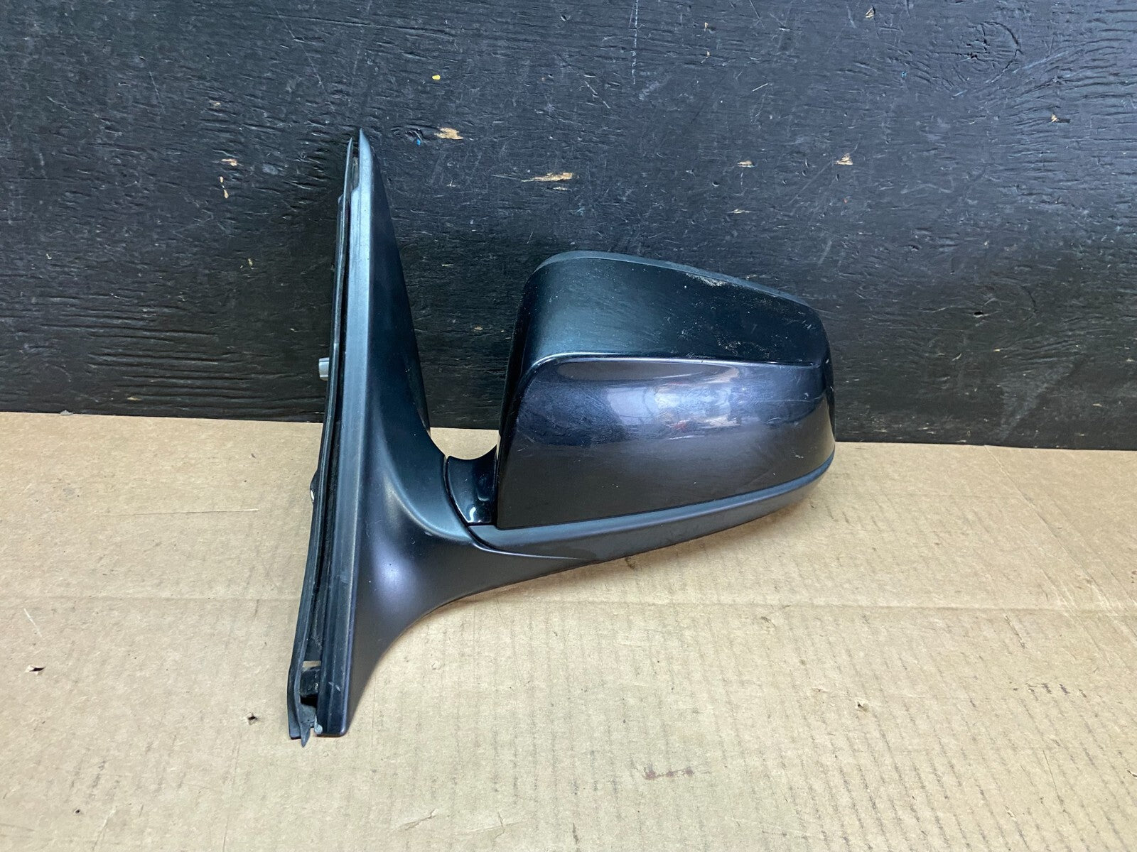 2011 to 2013 BMW F10 5 Series Left Side Door Mirror Side View J39910