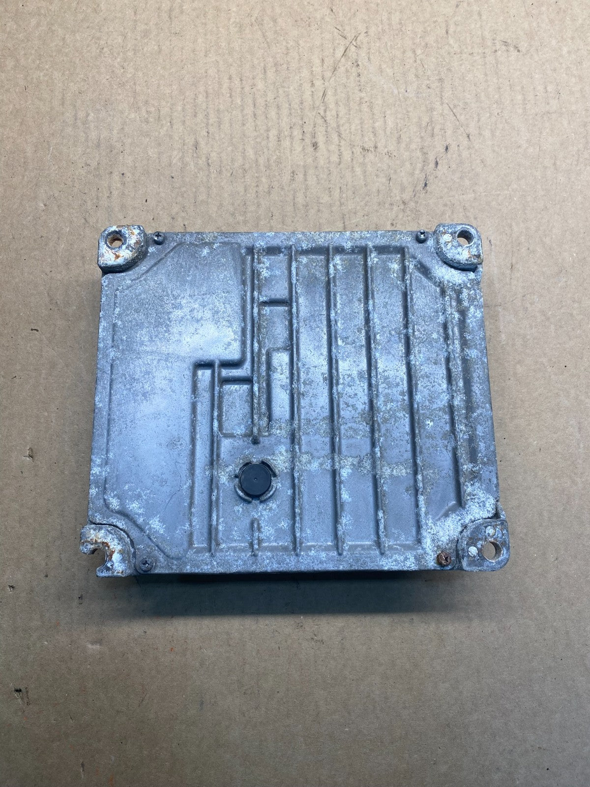 ISUZU 4HK1-TC 5.2L Diesel Engine Control Module ECM ECU 8982759743 AG72161