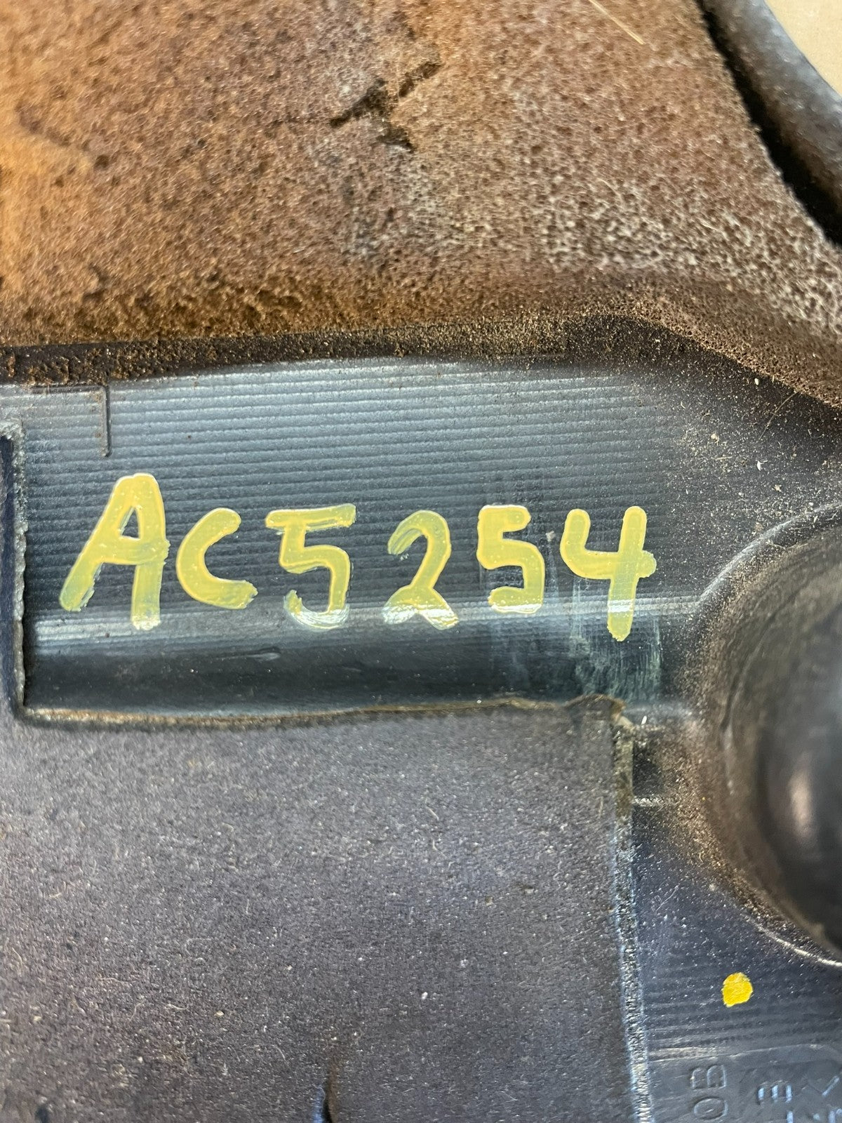 2007 to 2013 Nissan Altima 2.5 L Engine Cover AC5254 DG5