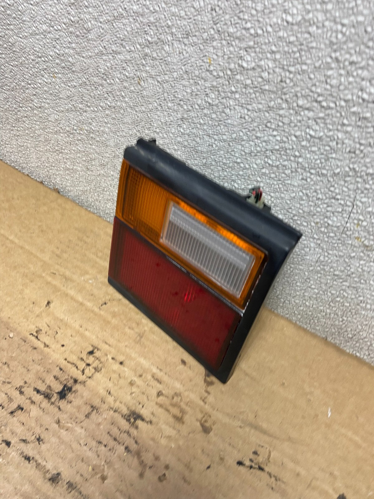 1986 - 1989 Honda Accord Right Passenger RH Inner Tail Light AB5300 DG1