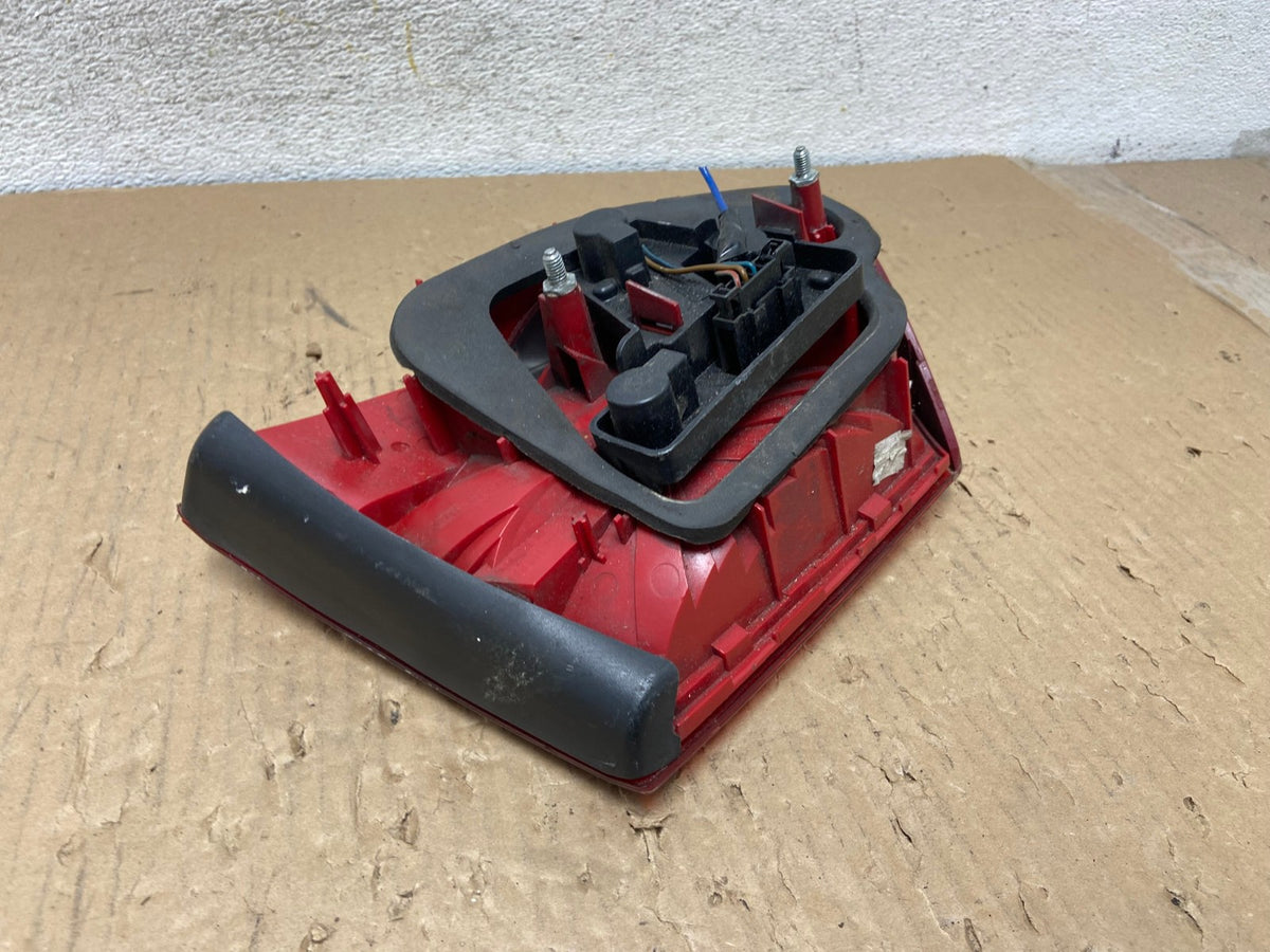 2011-2014 Volkswagen Jetta Right RH Inner Trunk Tail Light AH2842 LK5