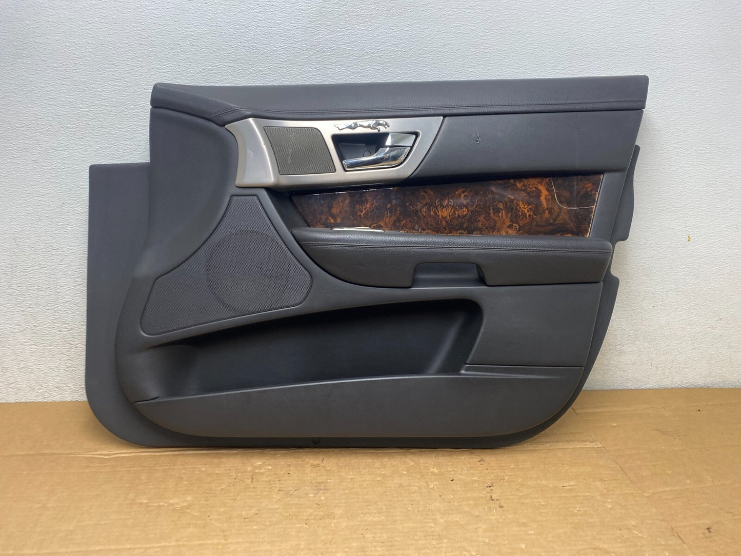 2009 to 2015 Jaguar XF OEM Front Right Passenger Interior Door Panel M6908 DG0