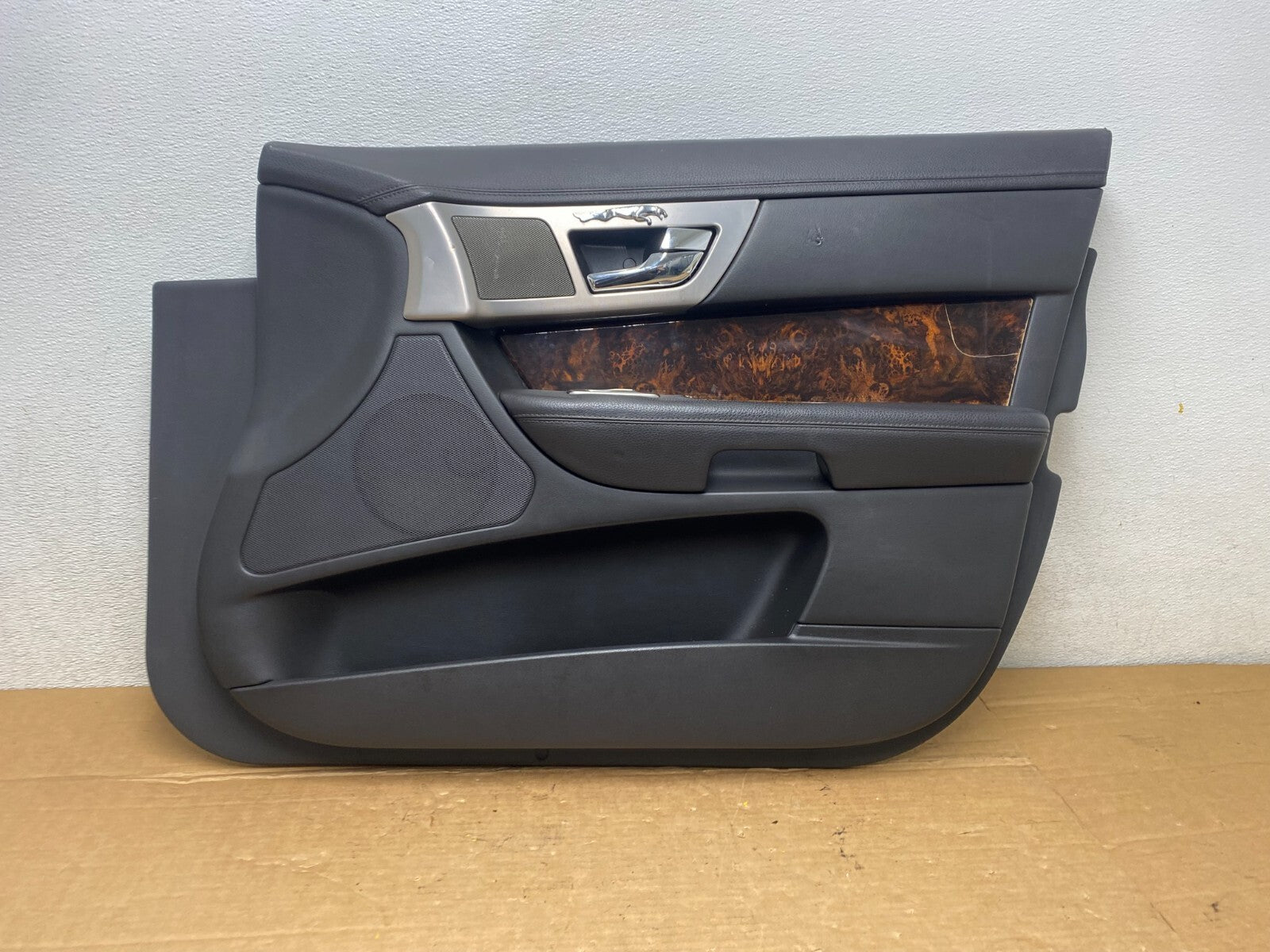 2009 to 2015 Jaguar XF OEM Front Right Passenger Interior Door Panel M6908 DG0