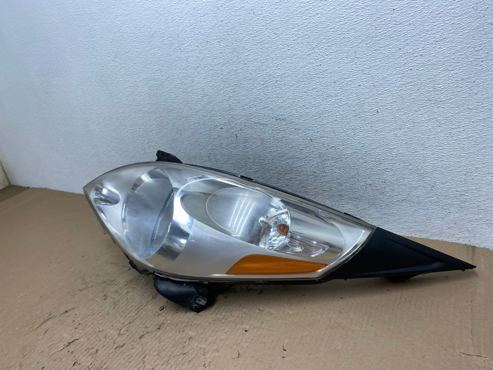 2013 to 2015 Chevrolet Spark Left Driver LH Halogen Headlight AE8870 LK1
