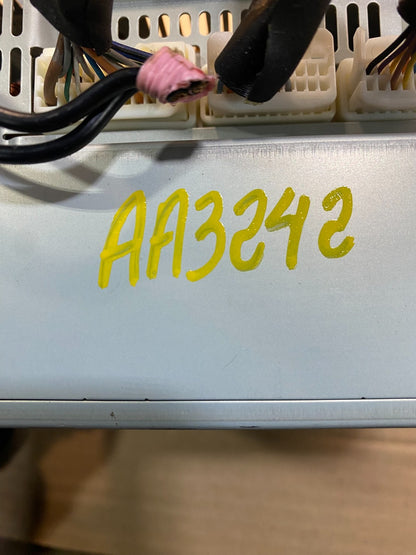 2004 2005 2006 Lexus RX330 Radio Casette AM-FM CD Player AA3242 DG7