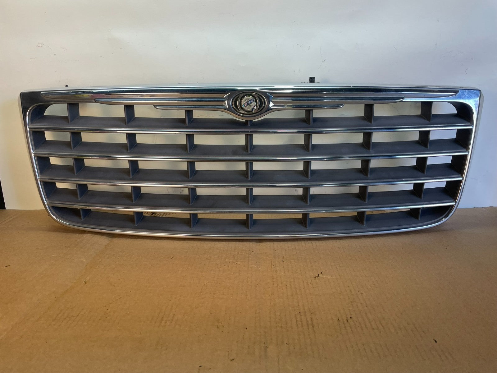 2007 2008 2009 Chrysler Aspen Front Radiator Upper Grill Grille AG3097 DG0