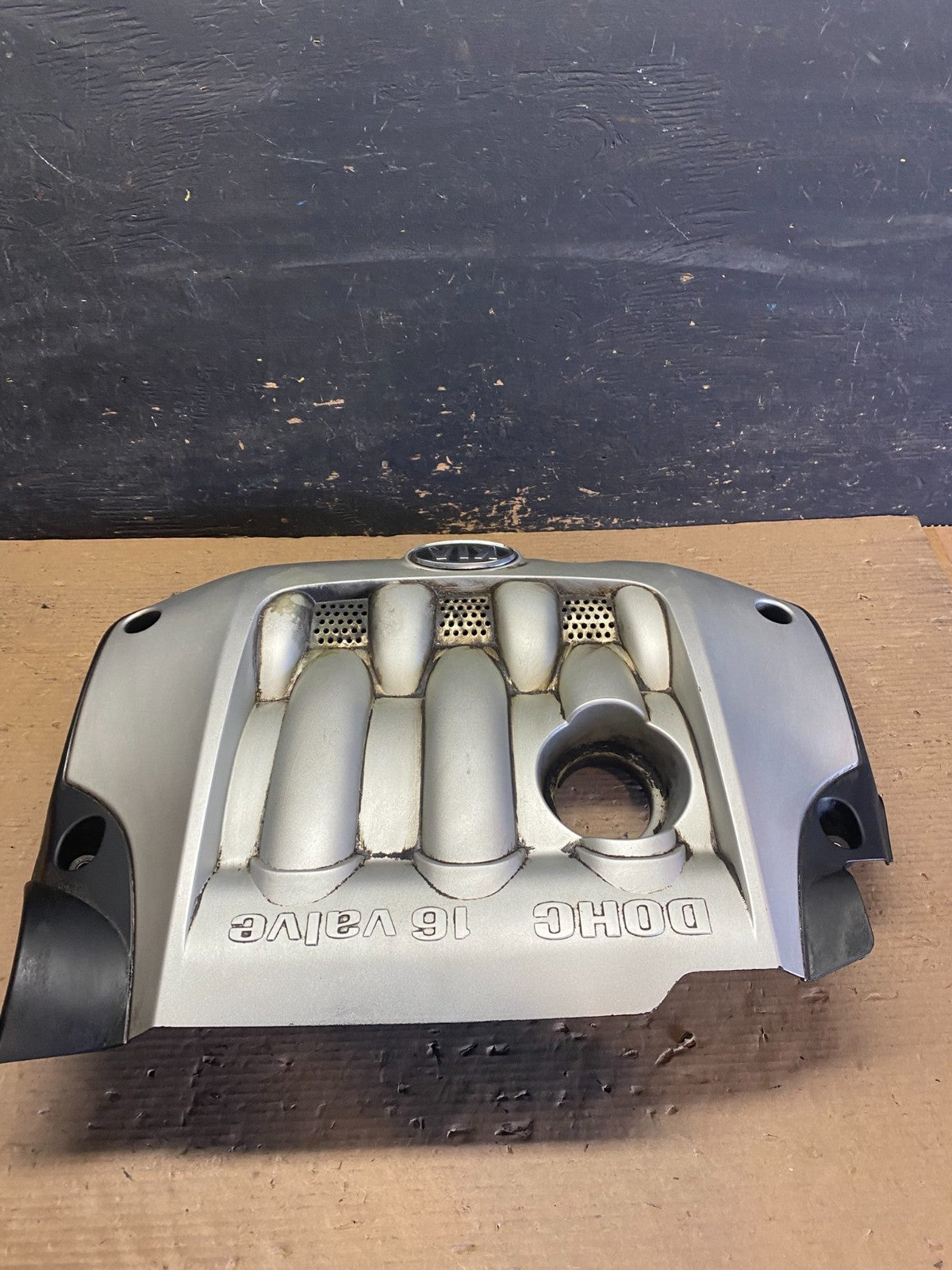 2005 to 2007 Kia Sportage 2.0L Engine Motor Cover  Oem s3404 DG1