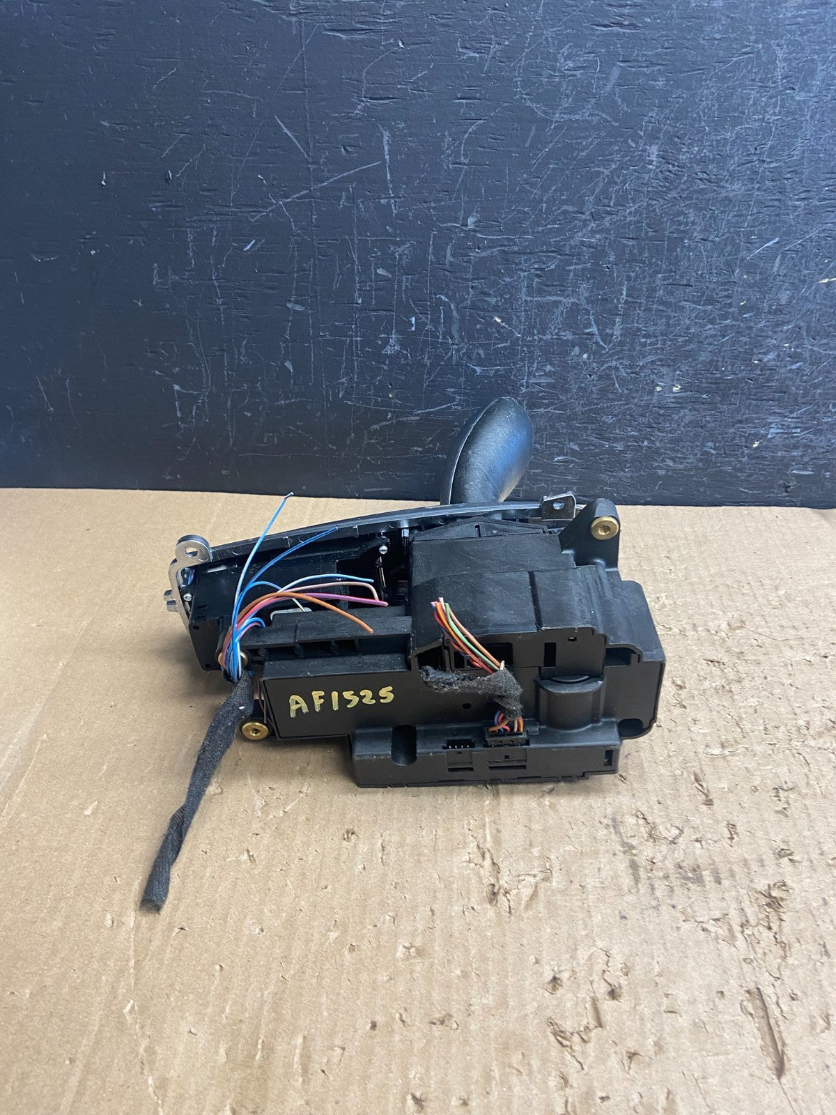 2007 to 2013 BMW X5 E70 Shift Shifter Selector Gear W/ Bezel af1525 DG4