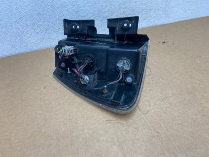 2005 to 2008 Chevrolet Equinox Left Driver Lh Side Tail Light AD5392 LK5