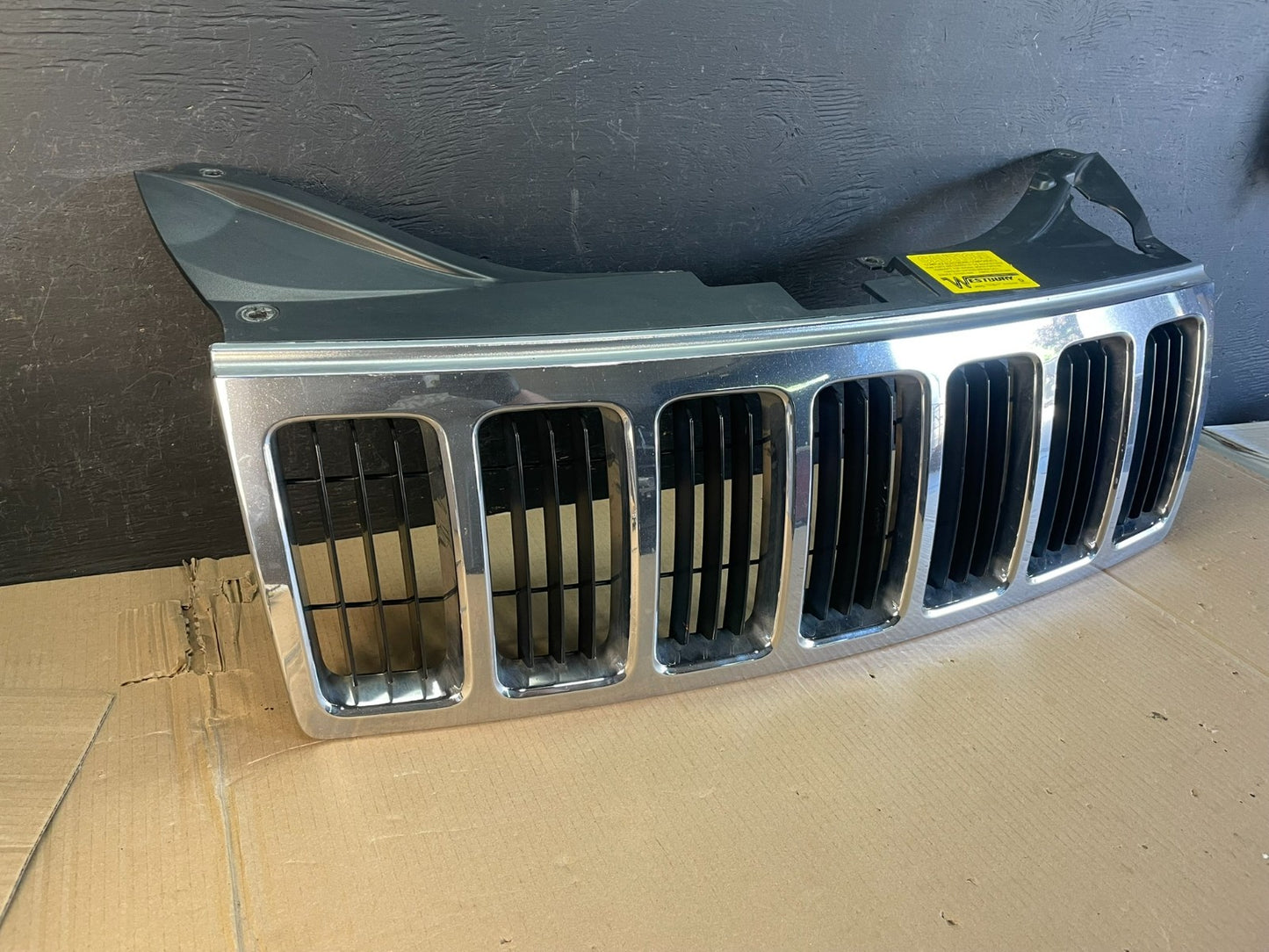 2008 2009 2010 Jeep Grand Cherokee Front Upper Grill Grille AE3580 DG2