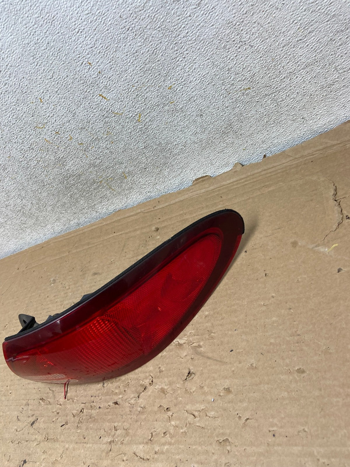 1998-2002 Ford Escort Sedan Right Passenger RH Side Tail Light AH8927 LK2