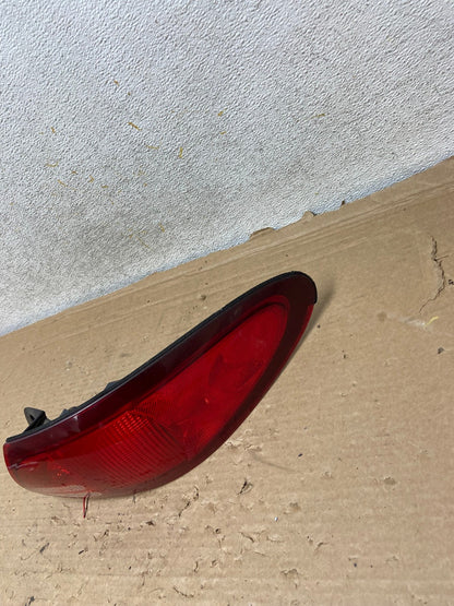 1998-2002 Ford Escort Sedan Right Passenger RH Side Tail Light AH8927 LK2