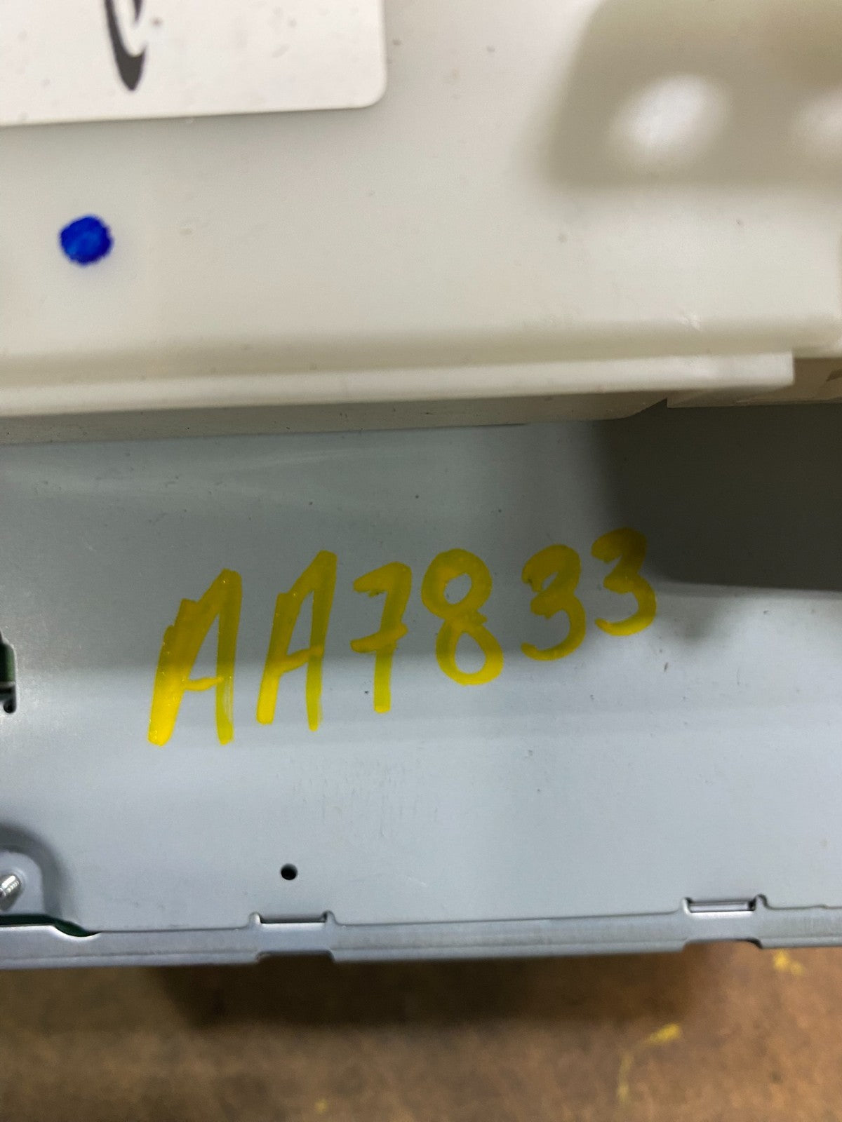 2010 - 2013 Nissan Murano Maxima Radio CD Navigation OEM AA7833  DG7