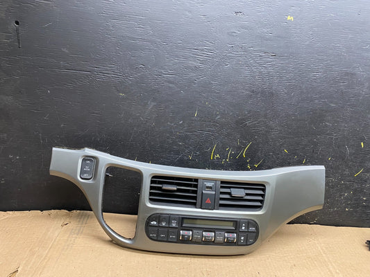 2005 to 2010 Honda Odyssey  Radio Climate Control Dash Trim Bezel z0169 DG0