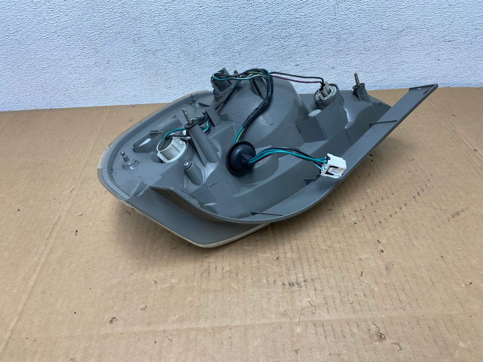 2005 to 2006 Nissan Altima Left Driver Side Tail Light AD0894 LK6