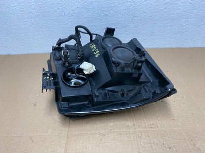 2002 to 2006 Cadillac Escalade Left Driver Lh Xenon HID Headlight Oem AB8136 DW6