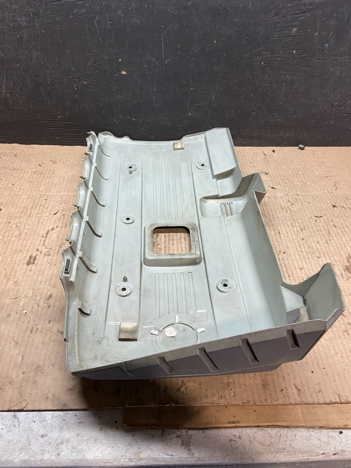 2007 to 2011 BMW 530i Plastic Engine Cover Shield I3704 OEM DG14