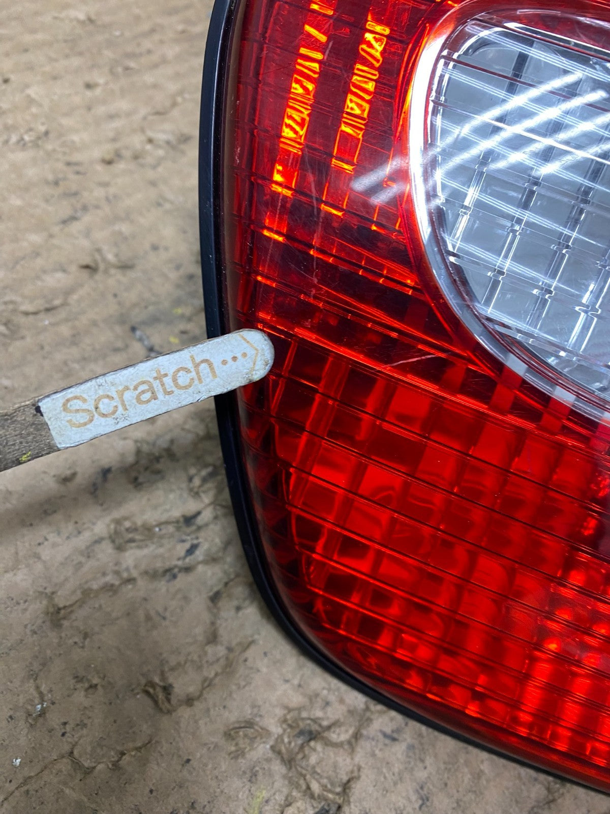 2001 2002 2003 Toyota Sienna Left Driver Lh Side Inner Tail Light OEM W7857 DW4