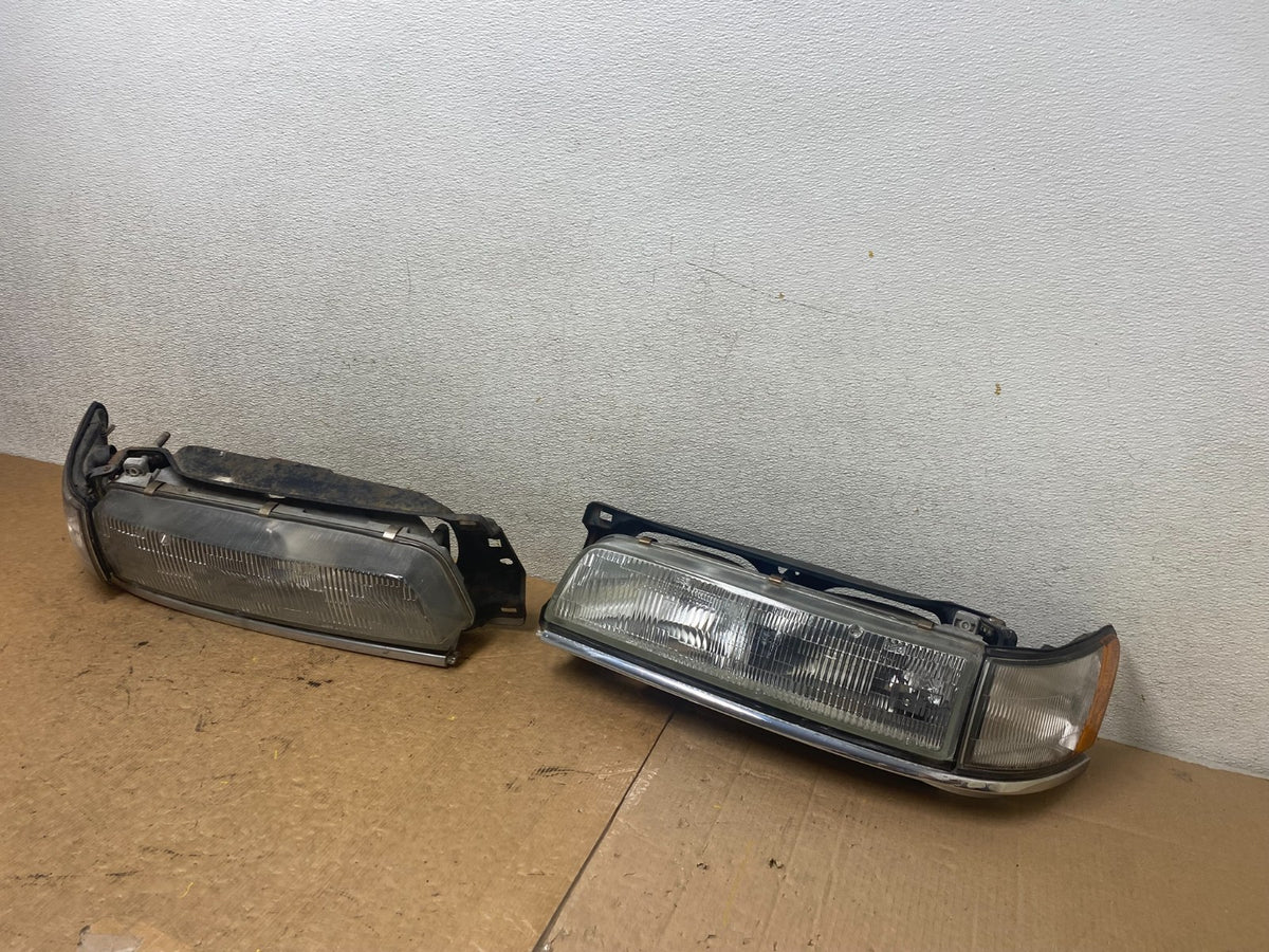 1990-1992 Infiniti M30 Left+Right Side Set Halogen Turn Sgn Headlight S7411 DG1