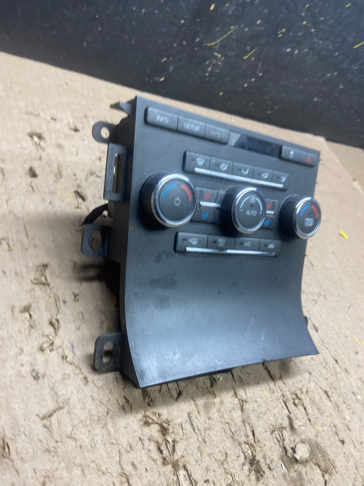 2009 to 2012 Lincoln MKS A/C Heater Dual Climate Control Panel OEM t8789 DG2