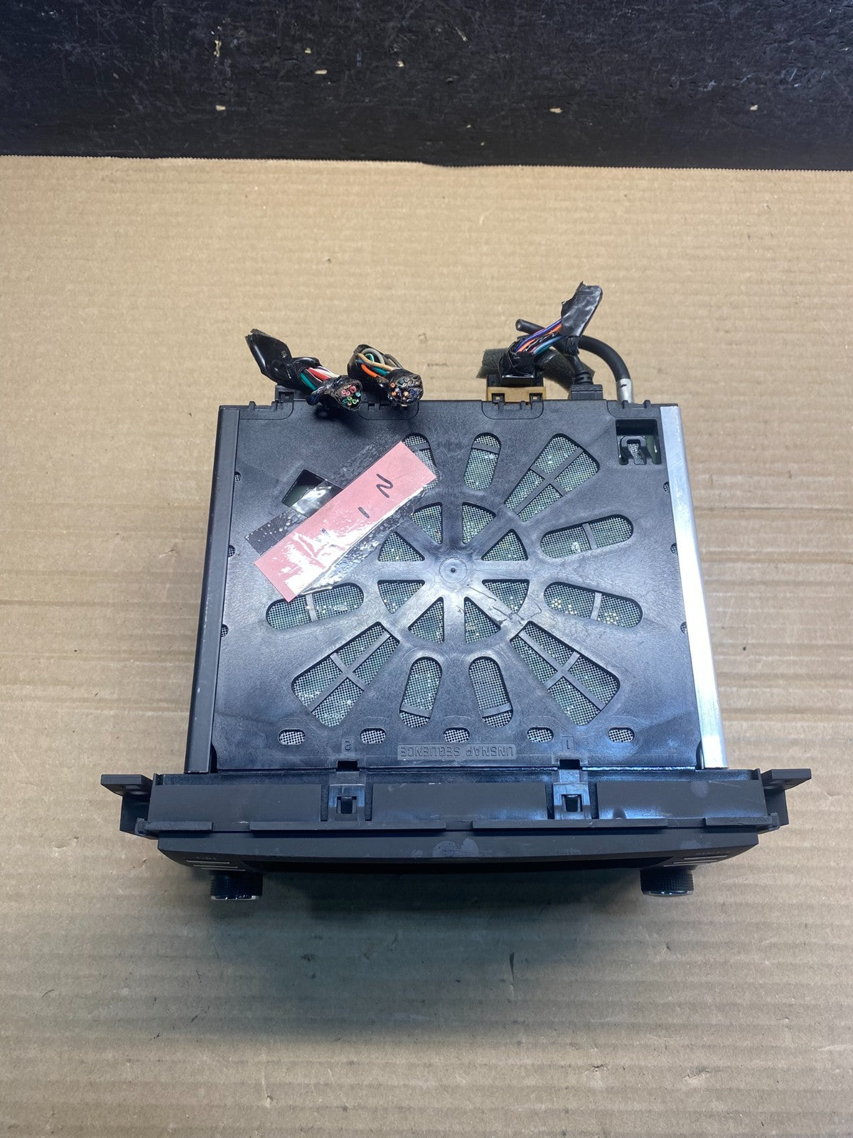 2013 - 2017 GMC Acadia Radio Display Screen AM/FM AUX AF3852 DW4