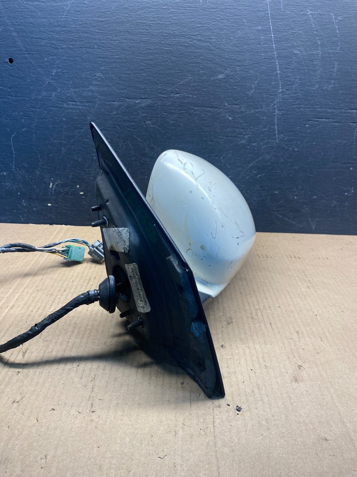 2008-2012 Buick Enclave Left Driver Door Turn Signal Mirror AE6331 DW1