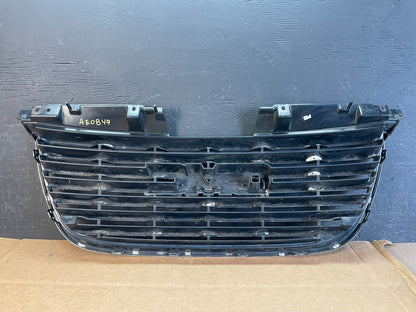 2007 to 2014 GMC Yukon Front Upper Grille Grill AE0849 DG3