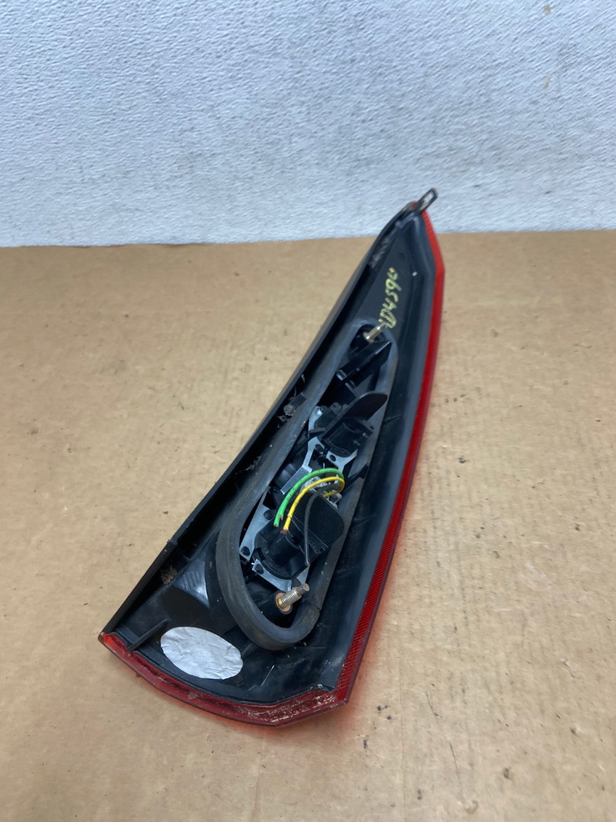 2001 - 2004 Volvo XC70 V70 Left Driver LH Side Tail Light Upper AD4594 LK6